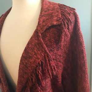 **REPOSHED** STYLISH CARDIGAN WITH FRINGE DETAILS